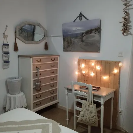 D'hotes Chez Catherine A Bord De Avec Salle De Bains Privee Bed & Breakfast